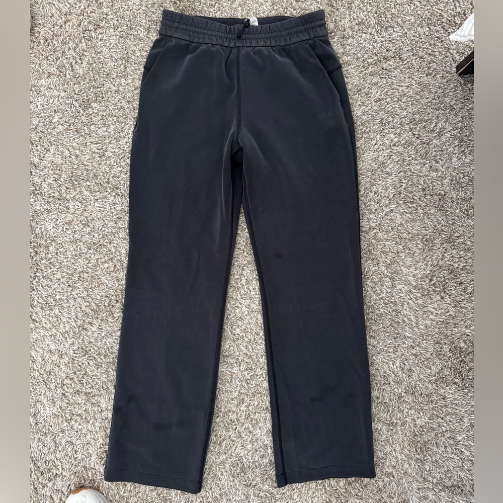 Lululemon Softstreme pants. Color: Black. Size: 8